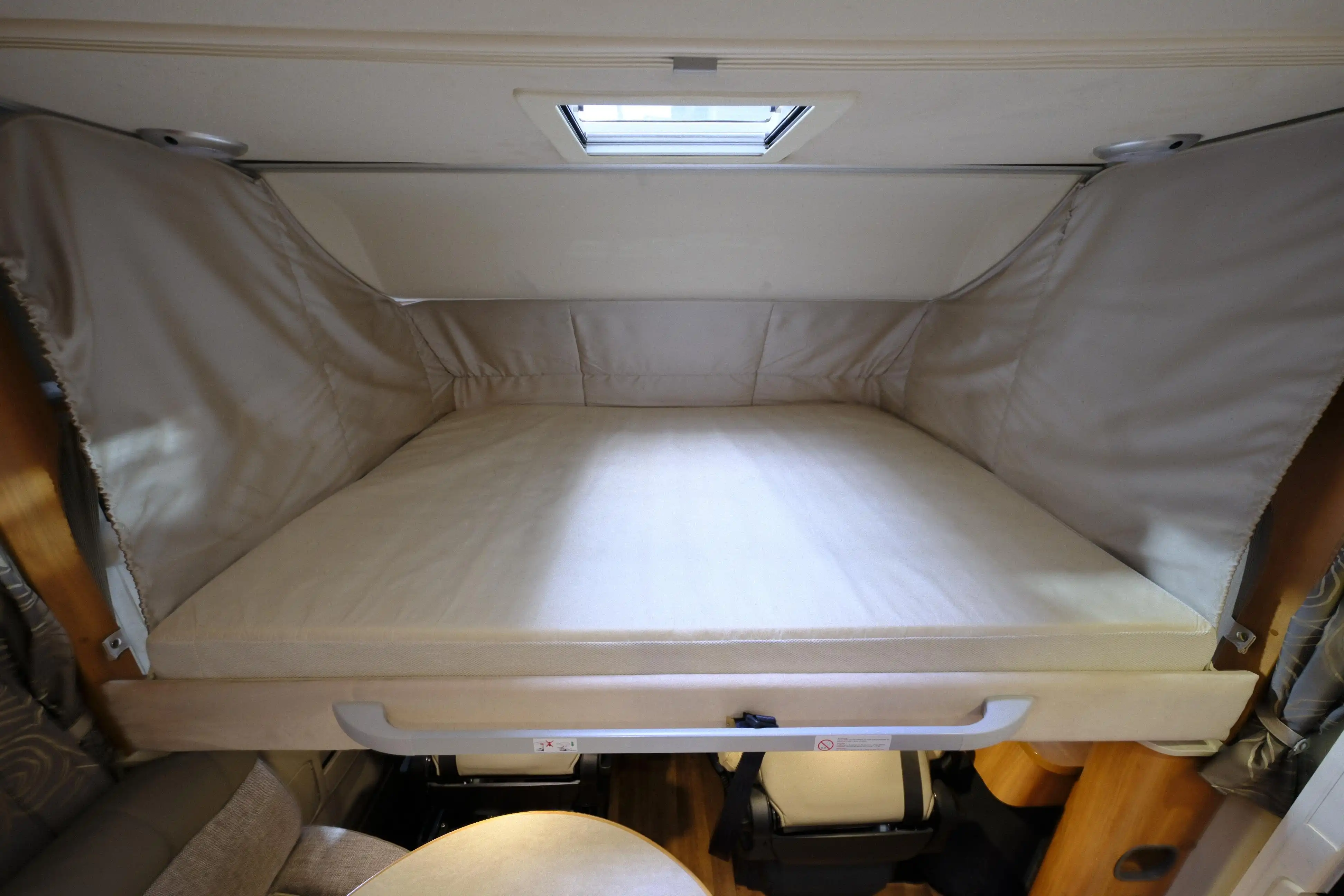 HYMER-ERIBA B 504